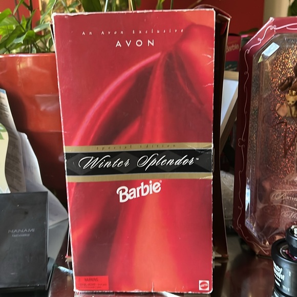 Winter Splendor Barbie - Never Removed from Box - Picture 10 of 13